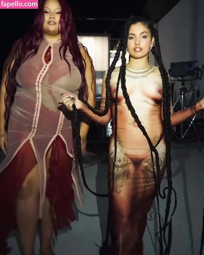 Mabel Onlyfans Photo Gallery 