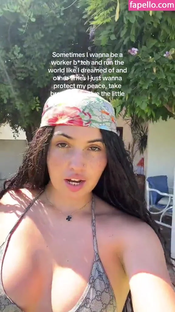 Mabel Onlyfans Photo Gallery 