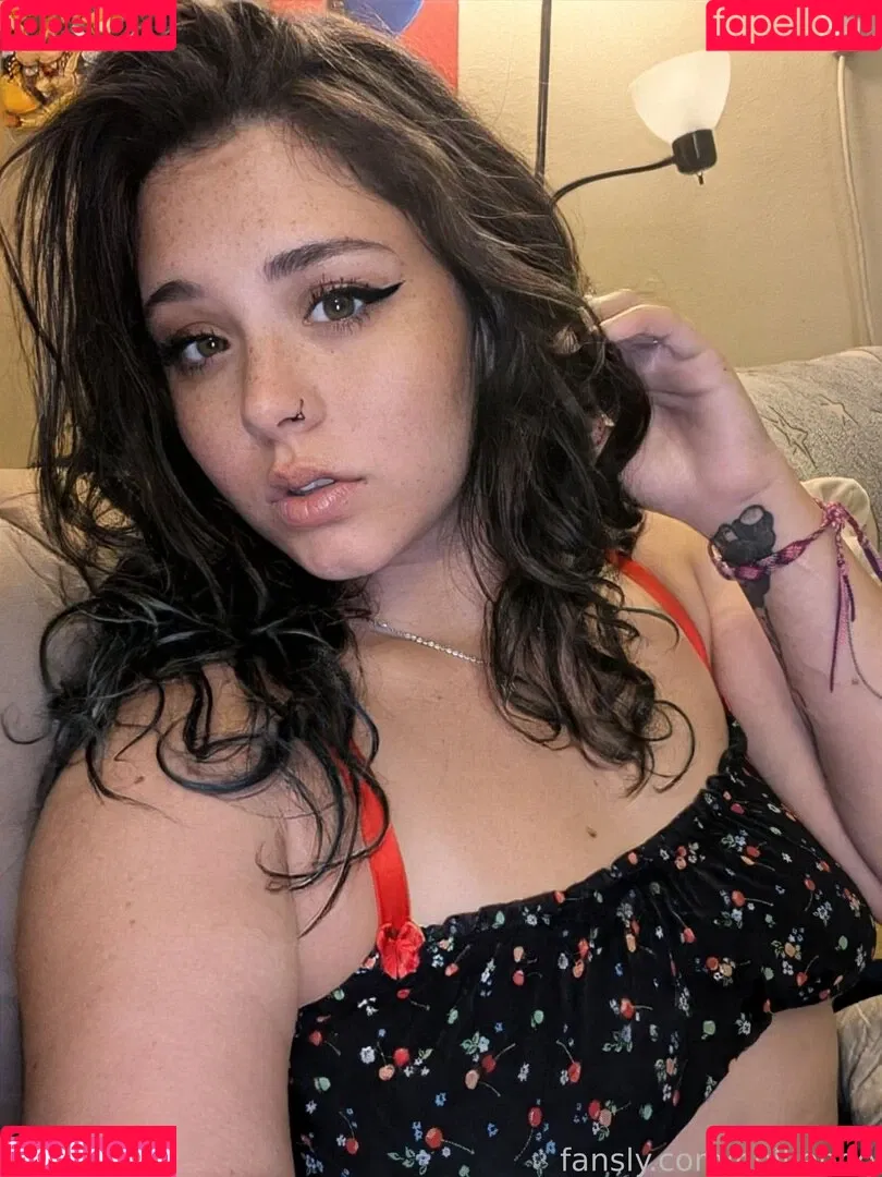 hollieboo Onlyfans Photo Gallery 