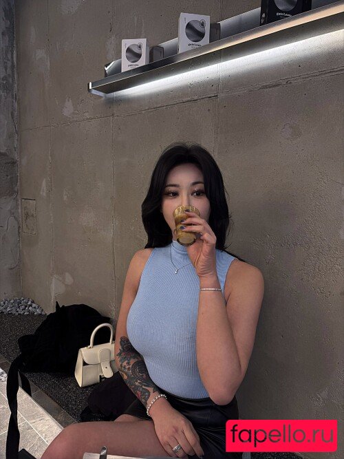 Siyeon Nude Onlyfans Photo 8