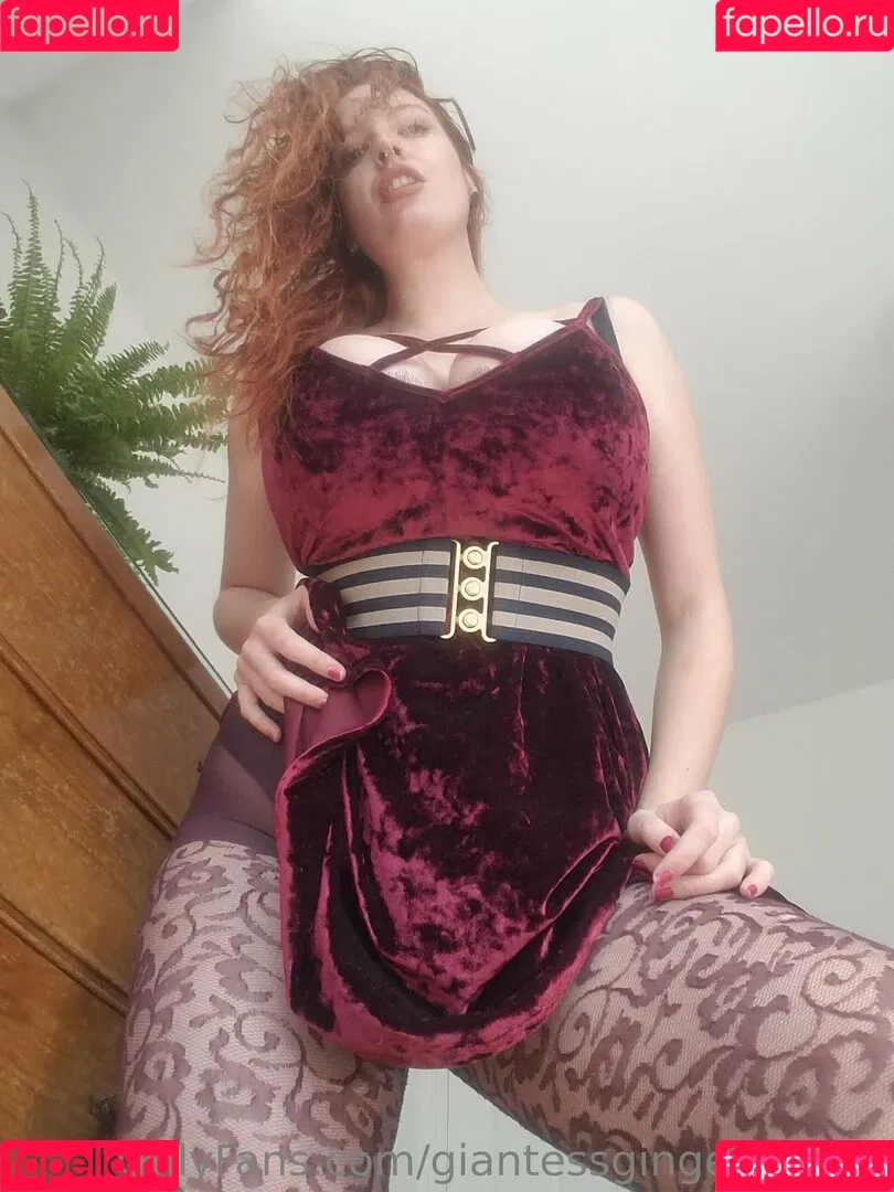 giantessgingerofficial Onlyfans Photo Gallery 