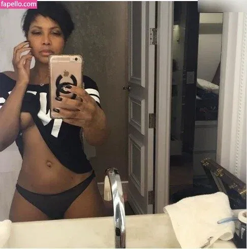Toni Braxton Onlyfans Photo Gallery 