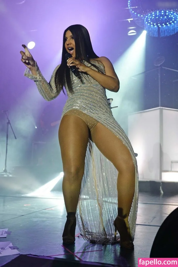Toni Braxton Onlyfans Photo Gallery 