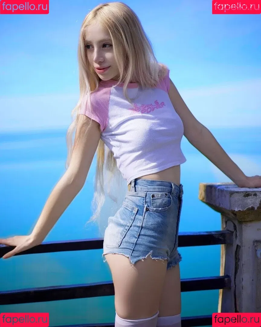 Lolibela Onlyfans Photo Gallery 