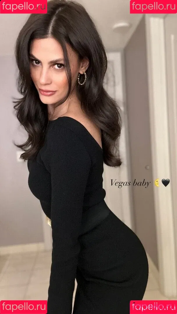 Alisar Ailabouni Onlyfans Photo Gallery 