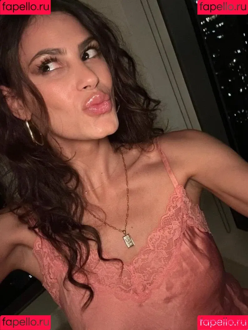 Alisar Ailabouni Onlyfans Photo Gallery 