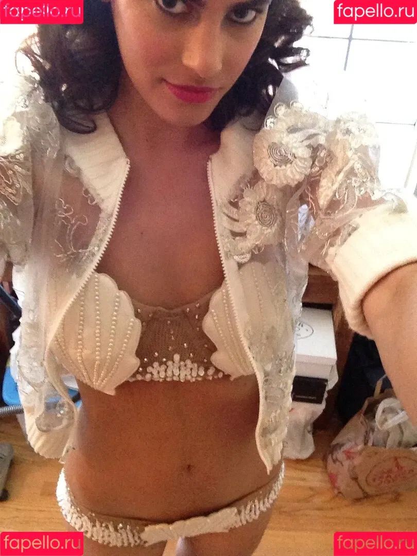 Alisar Ailabouni Onlyfans Photo Gallery 