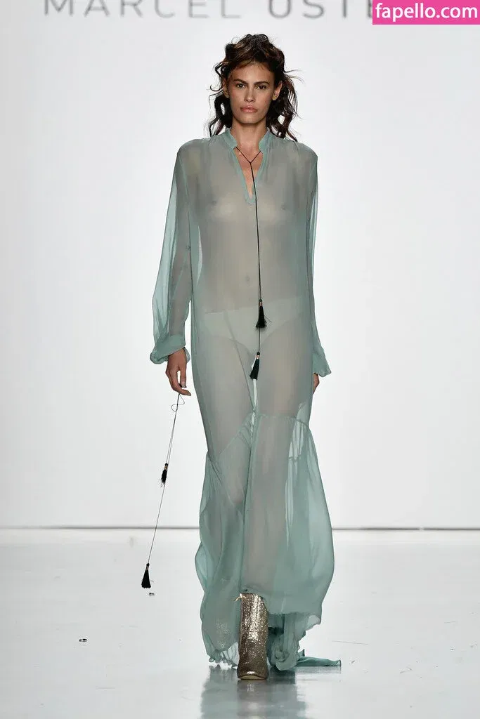 Alisar Ailabouni Onlyfans Photo Gallery 