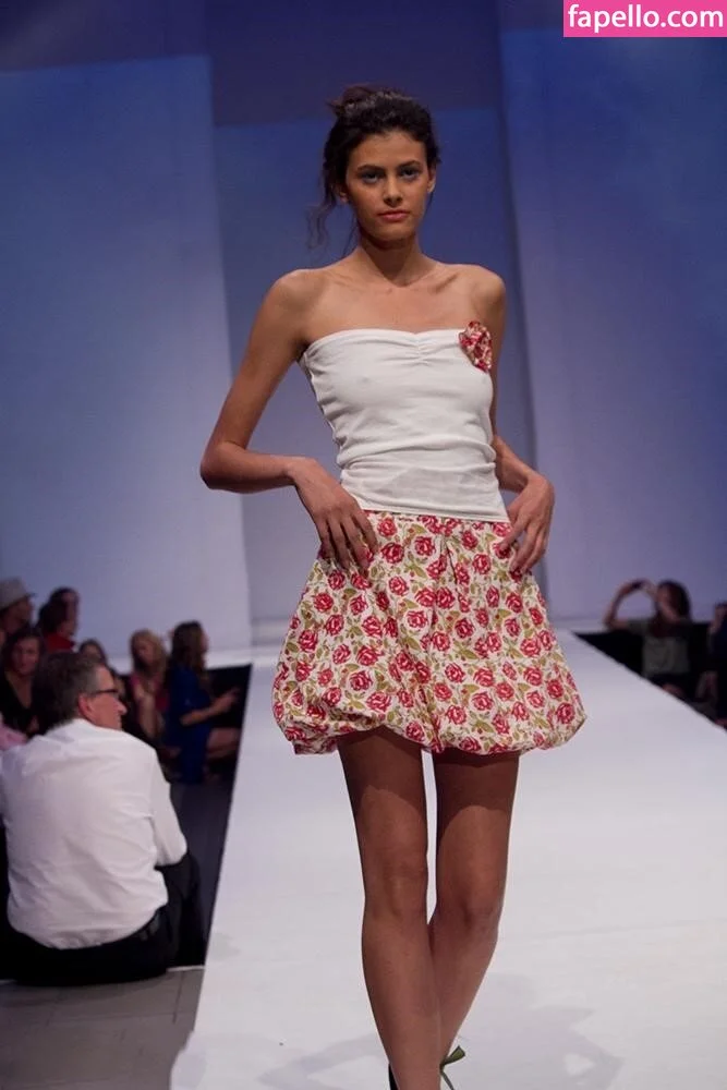 Alisar Ailabouni Onlyfans Photo Gallery 