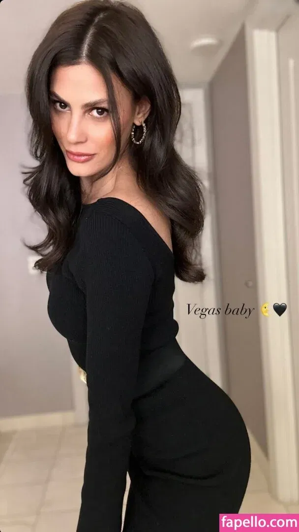 Alisar Ailabouni Onlyfans Photo Gallery 