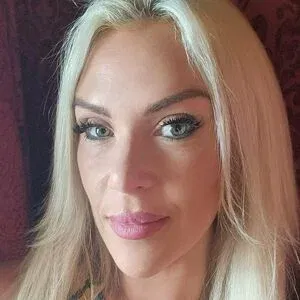 u242402729 Onlyfans Photo Gallery 