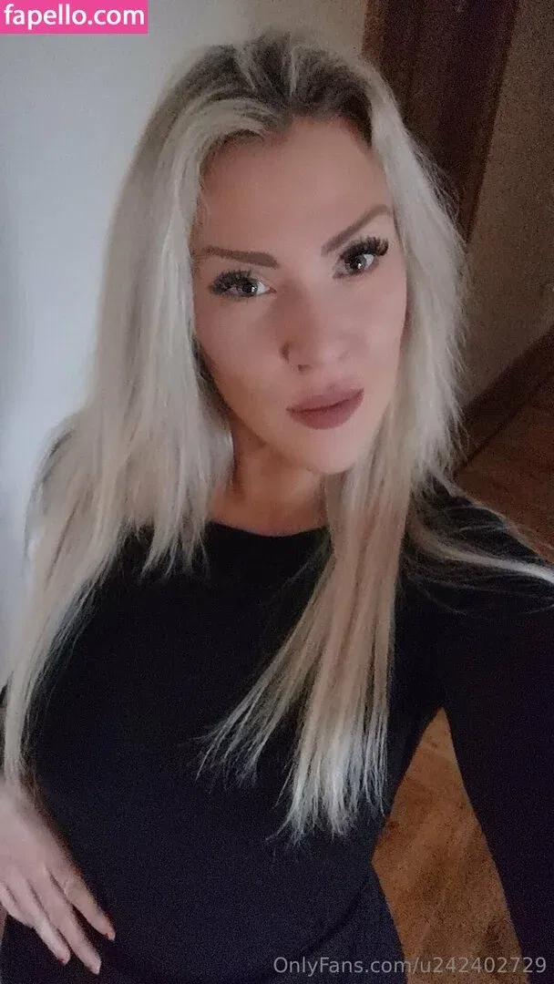 u242402729 Onlyfans Photo Gallery 