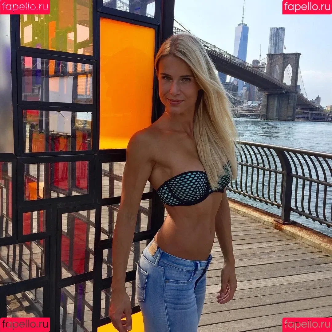 Adrienne Koleszar Onlyfans Photo Gallery 