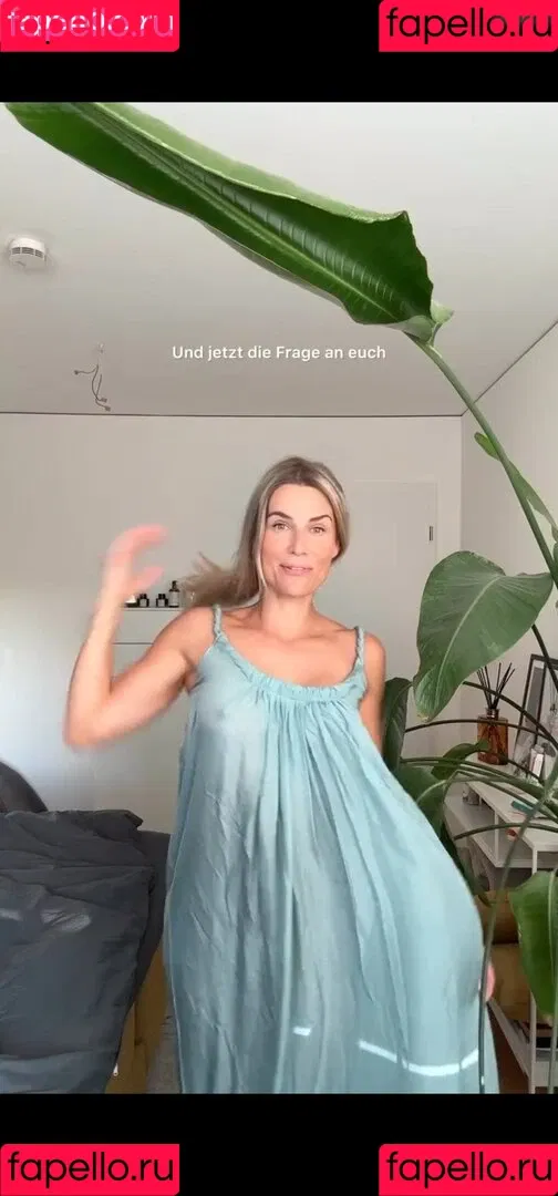 Adrienne Koleszar Onlyfans Photo Gallery 