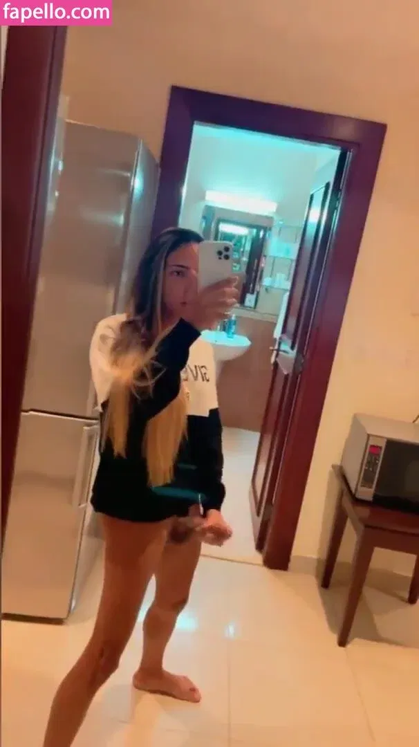 Carol Kurkova Onlyfans Photo Gallery 