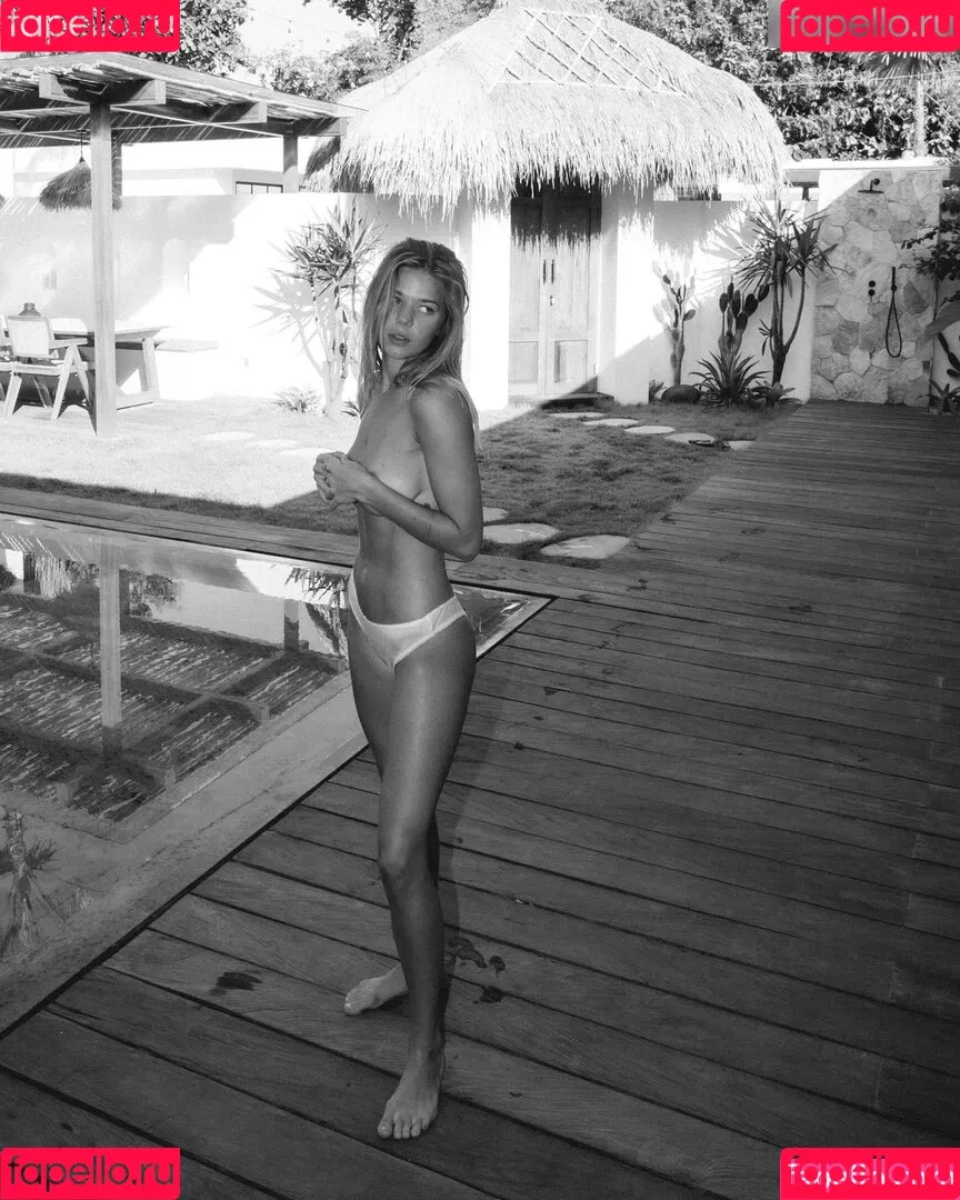 Noemie Neuens Onlyfans Photo Gallery 