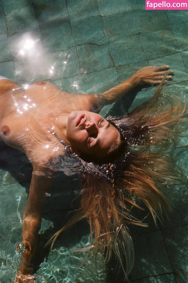 Noemie Neuens Onlyfans Photo Gallery 