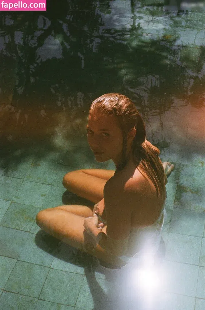 Noemie Neuens Onlyfans Photo Gallery 