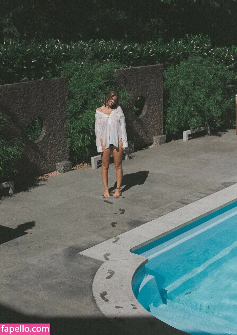 Noemie Neuens Onlyfans Photo Gallery 