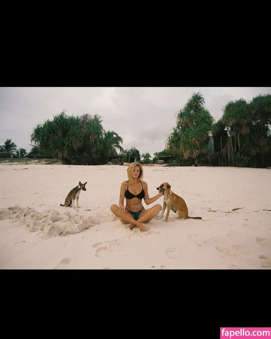 Noemie Neuens Onlyfans Photo Gallery 