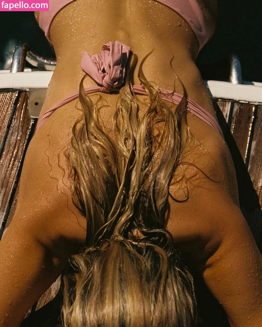 Noemie Neuens Onlyfans Photo Gallery 