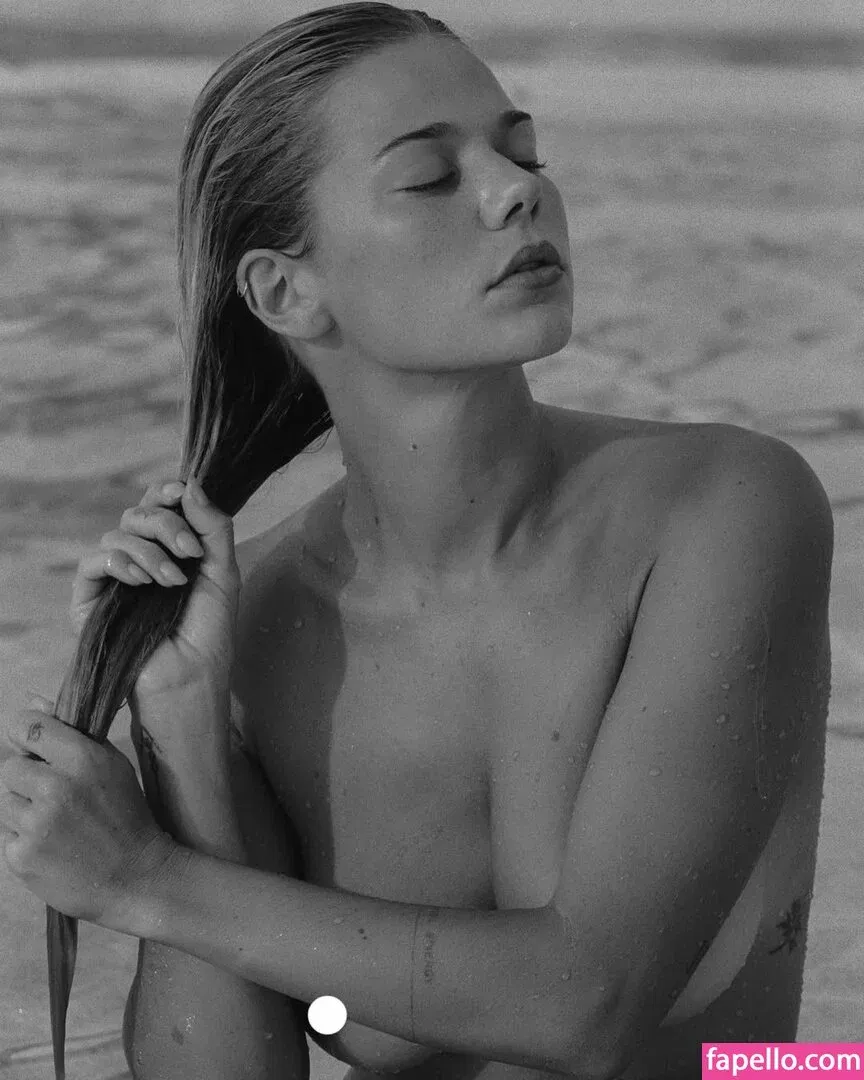 Noemie Neuens Onlyfans Photo Gallery 