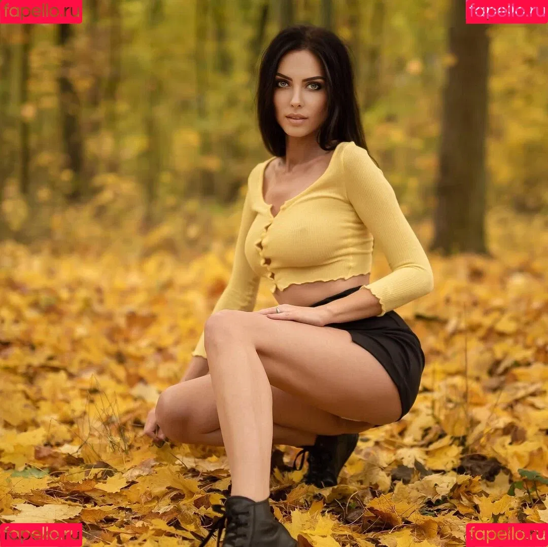 Electric Miss Onlyfans Photo Gallery 