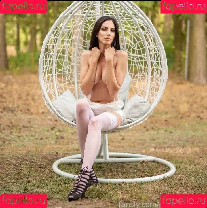 Electric Miss Onlyfans Photo Gallery 