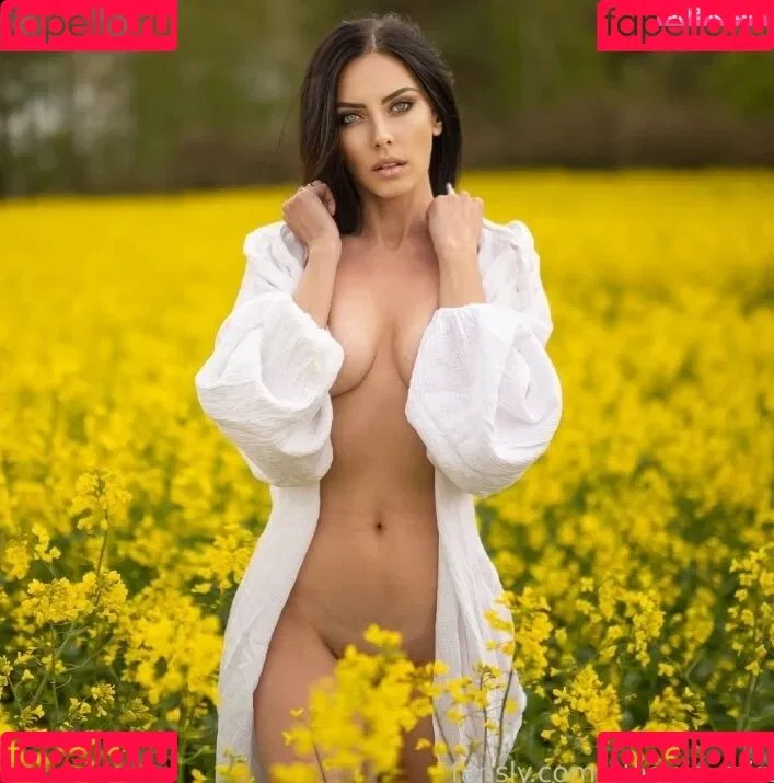 Electric Miss Onlyfans Photo Gallery 