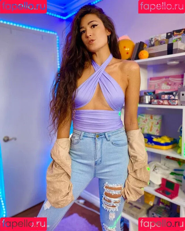 Jacki Jing Onlyfans Photo Gallery 