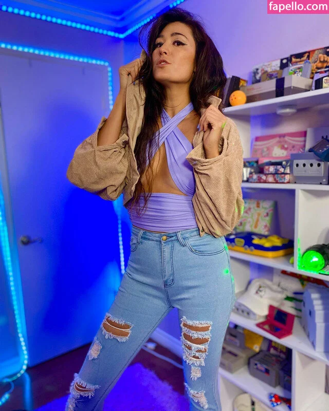 Jacki Jing Onlyfans Photo Gallery 