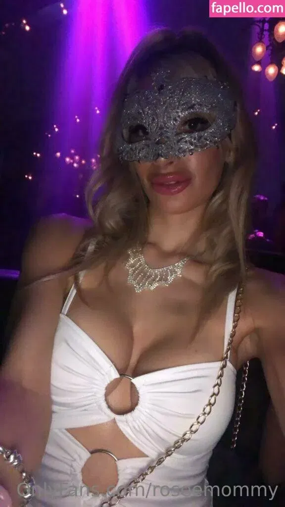 roseemommy Onlyfans Photo Gallery 