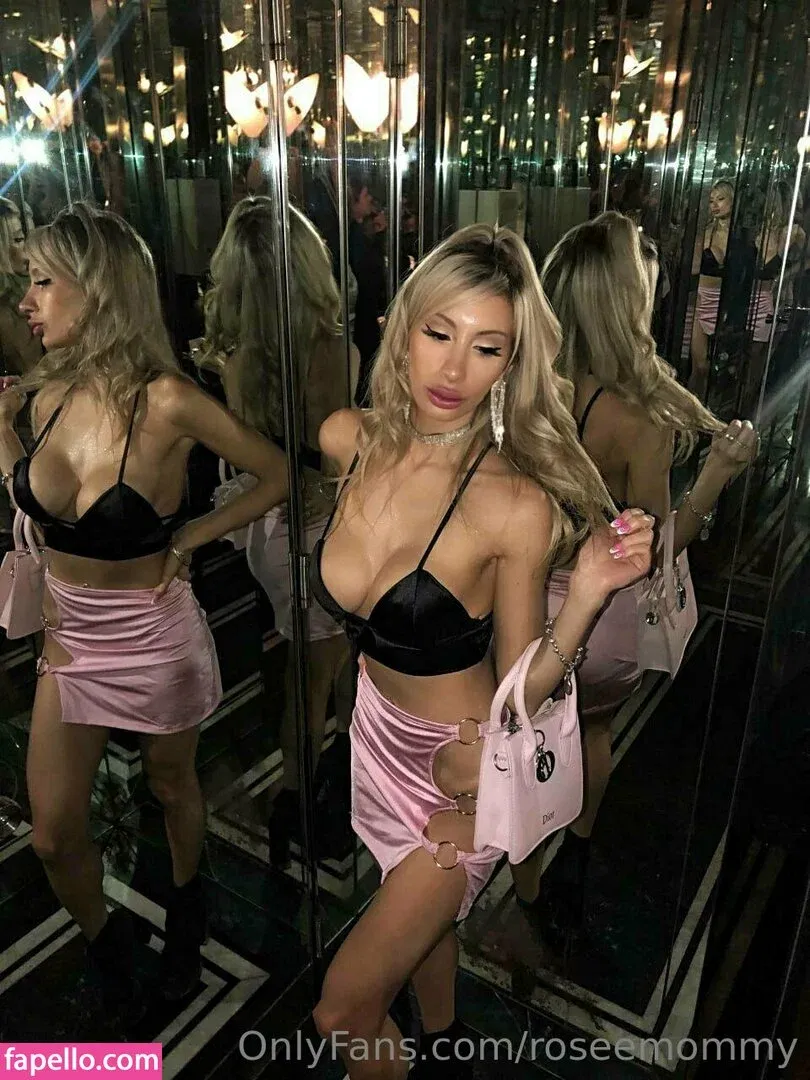 roseemommy Onlyfans Photo Gallery 