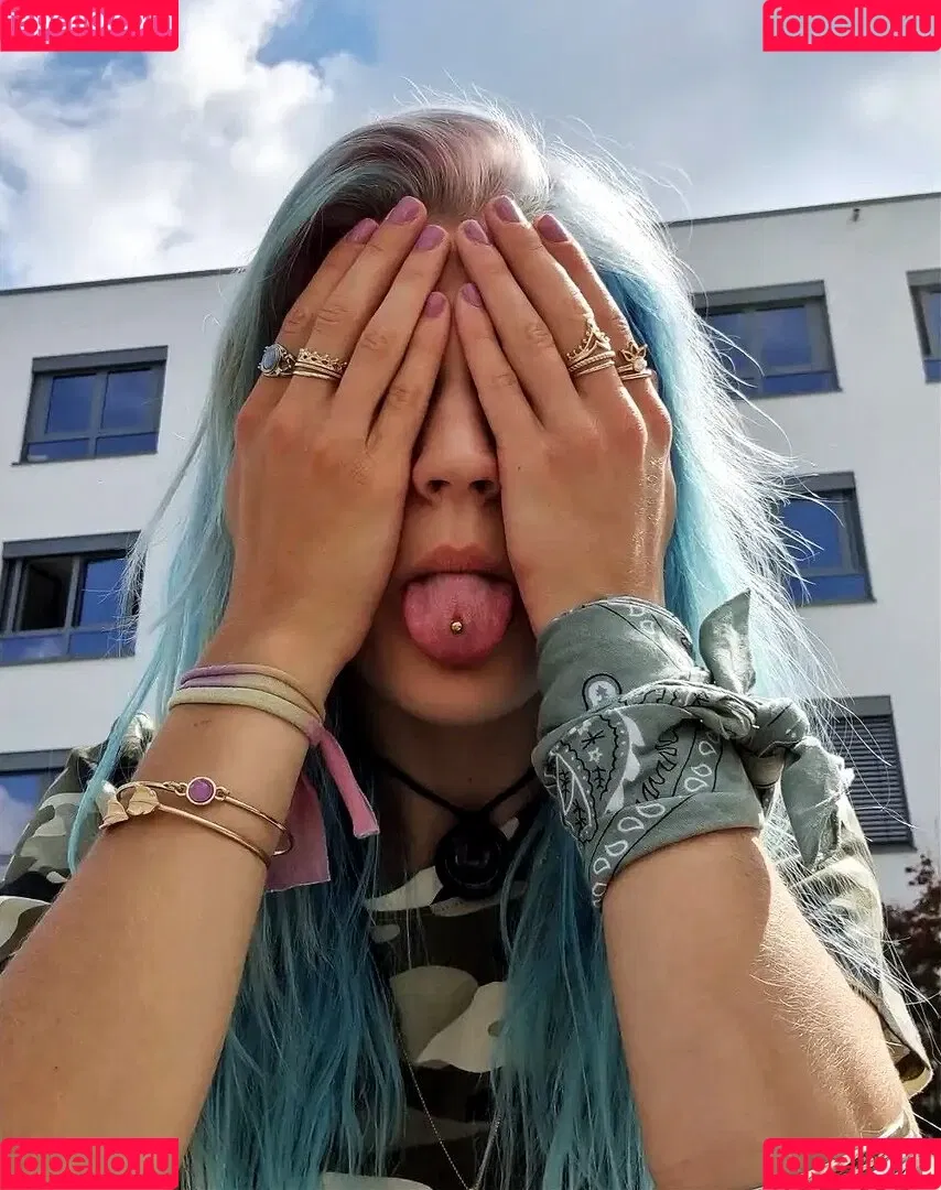 Caroline Haas Onlyfans Photo Gallery 