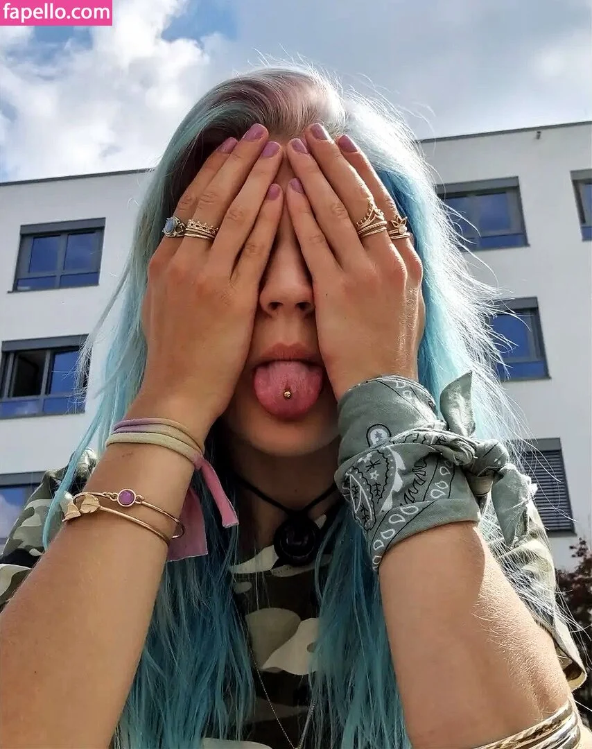 Caroline Haas Onlyfans Photo Gallery 