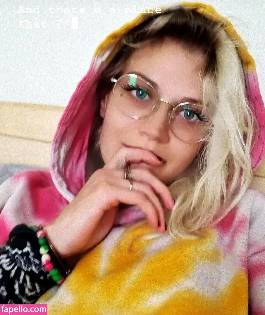 Caroline Haas Onlyfans Photo Gallery 