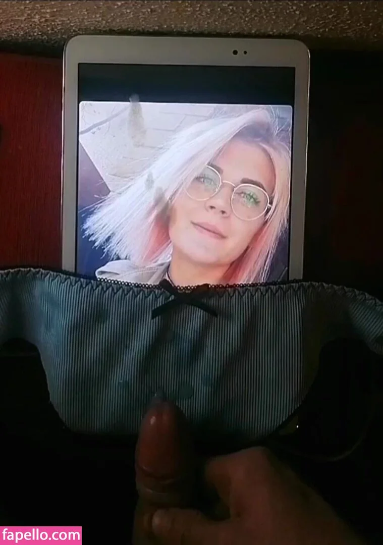 Caroline Haas Onlyfans Photo Gallery 