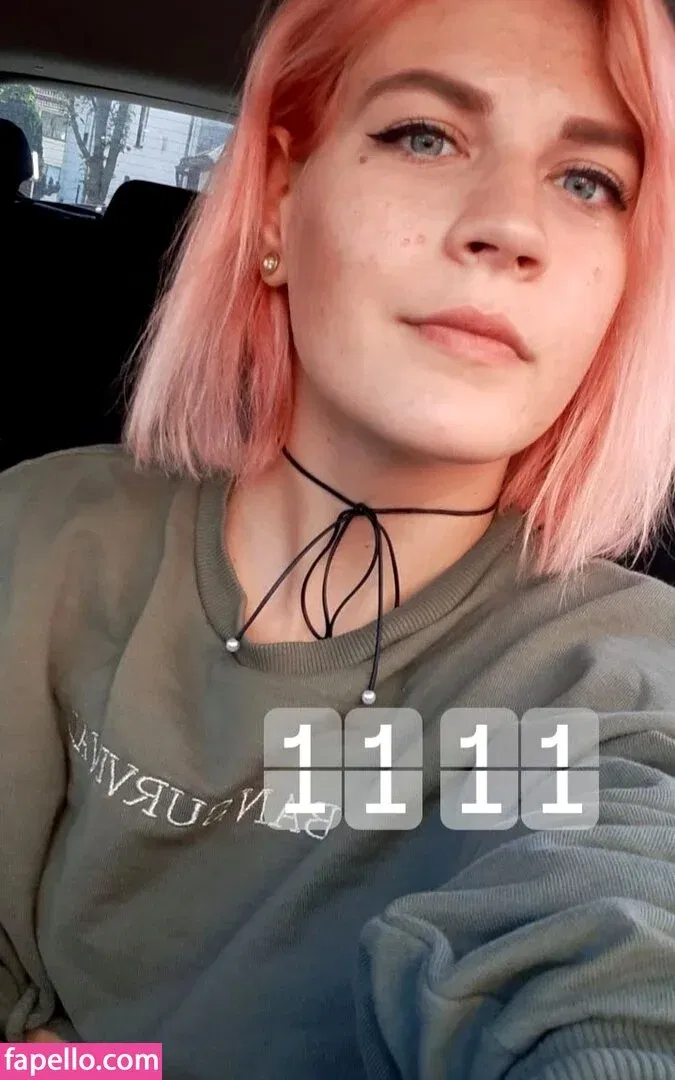 Caroline Haas Onlyfans Photo Gallery 