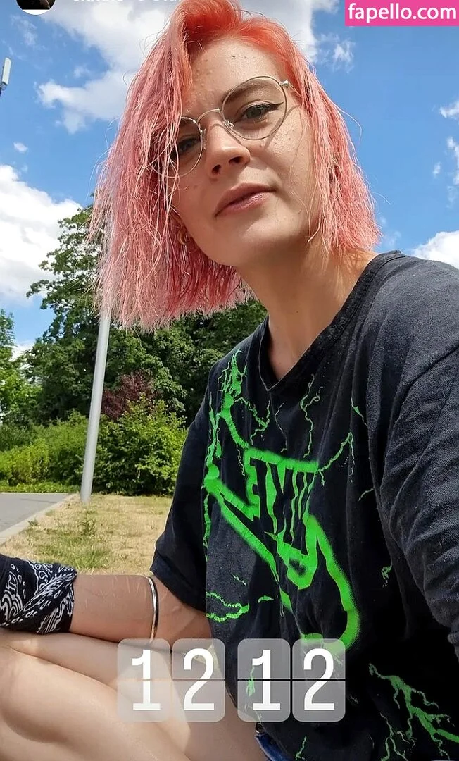 Caroline Haas Onlyfans Photo Gallery 