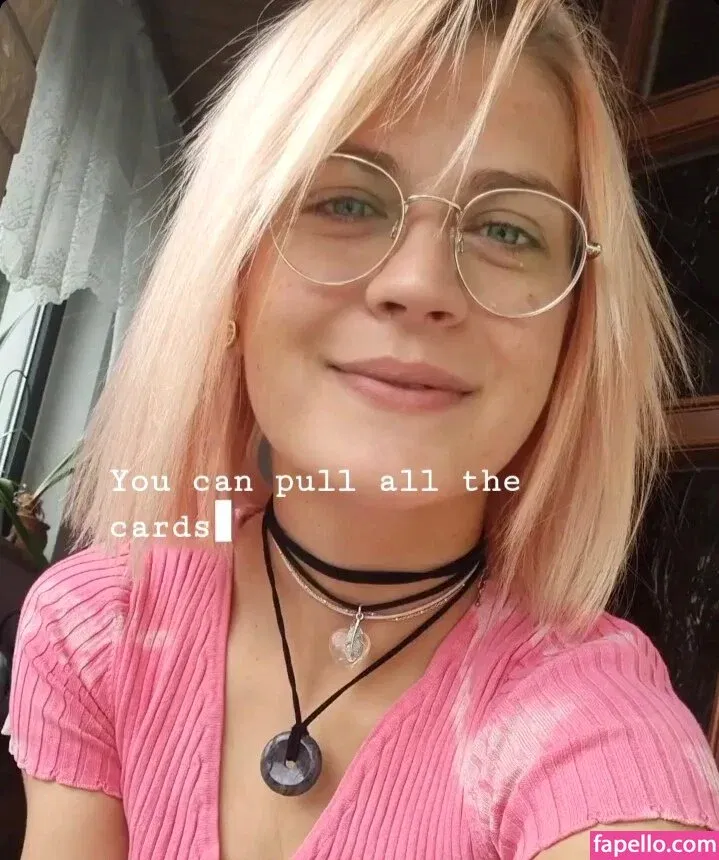 Caroline Haas Onlyfans Photo Gallery 