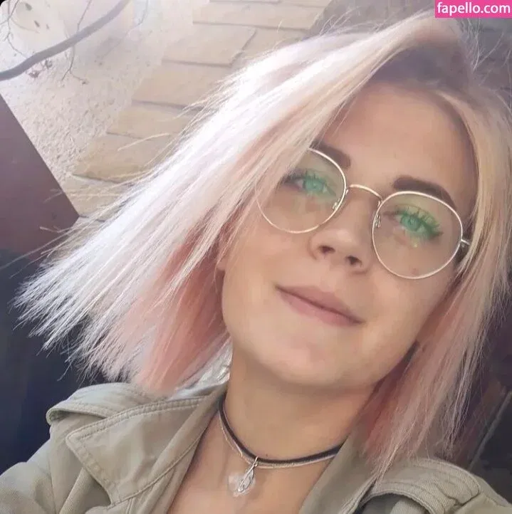 Caroline Haas Onlyfans Photo Gallery 