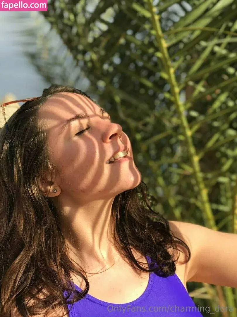 charming_dora Onlyfans Photo Gallery 