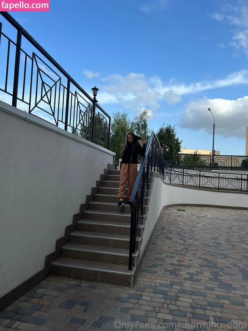 charming_dora Onlyfans Photo Gallery 