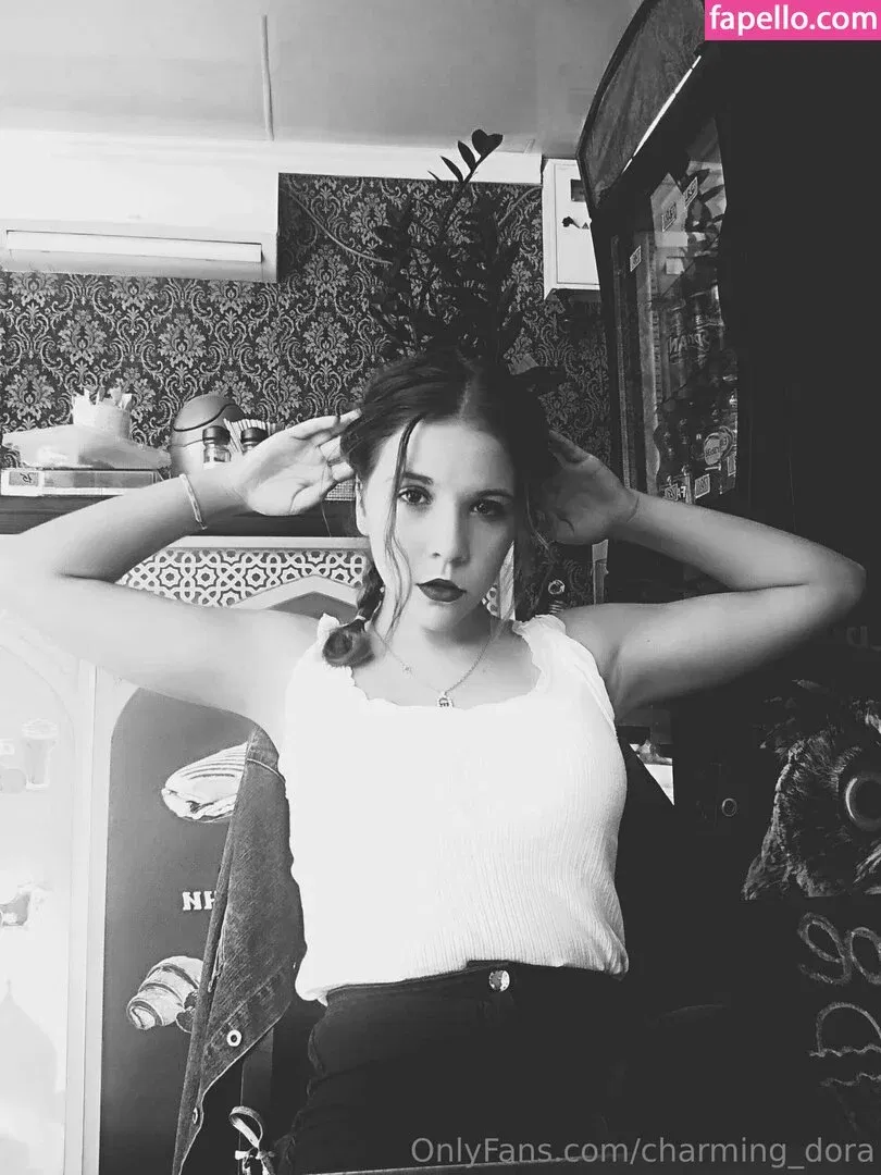 charming_dora Onlyfans Photo Gallery 