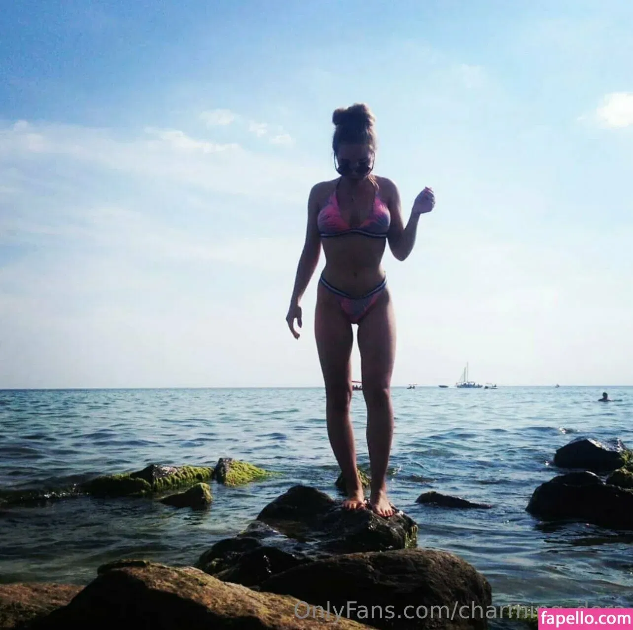 charming_dora Onlyfans Photo Gallery 