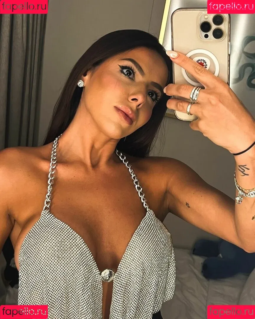 Paola Machado Onlyfans Photo Gallery 