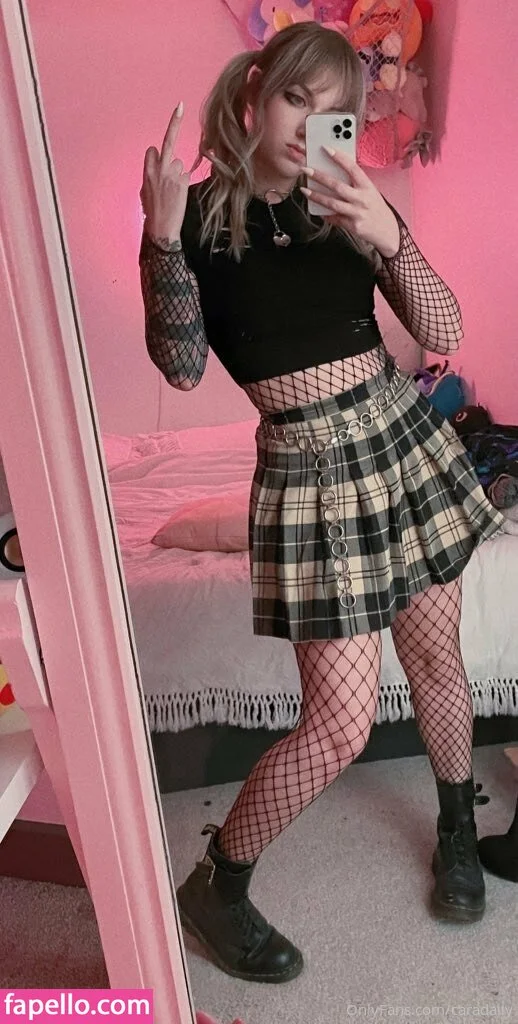 caradaily Onlyfans Photo Gallery 