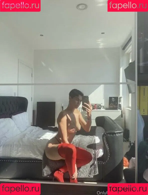 America Foster Onlyfans Photo Gallery 
