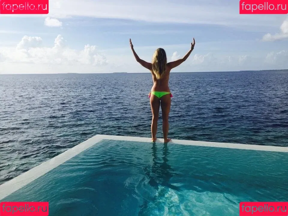Jana Schölermann Onlyfans Photo Gallery 
