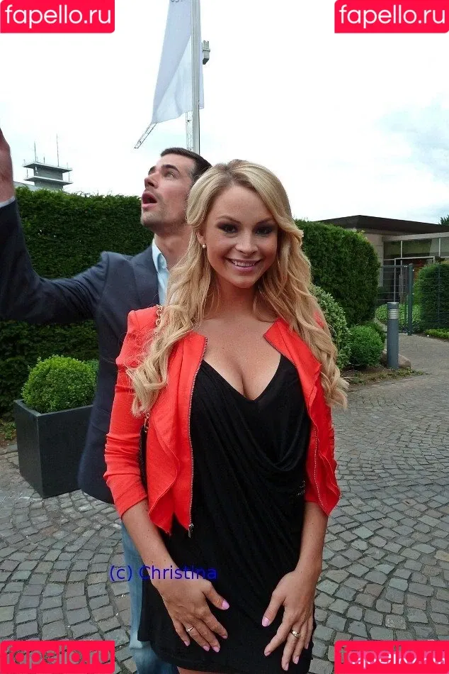 Jana Schölermann Onlyfans Photo Gallery 